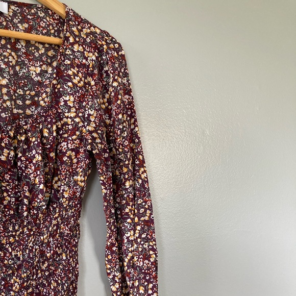 💕6 listings/$12💕 JUST POLLY top - Picture 3 of 4